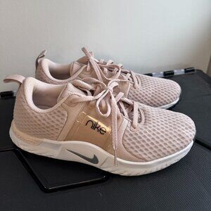 Nike Womens Renew In-Season Training Shoes